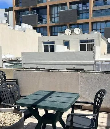 Appartement 2 Bedrm Duplex Ph Spinola Bay San Ġiljan
