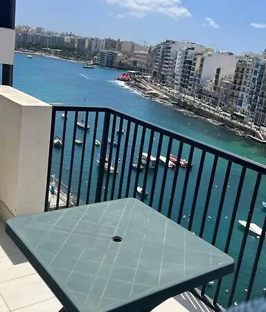 Appartement 2 Bedrm Duplex Ph Spinola Bay *